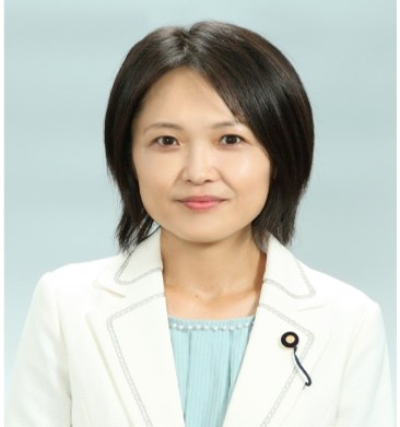 古野裕美子議員のプロフィール用写真