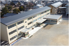 北方町立北学園の建物外観の写真
